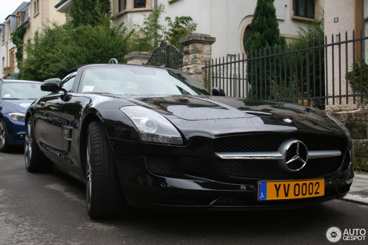 Mercedes-Benz SLS AMG Roadster