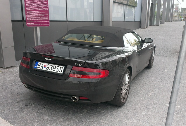 Aston Martin DB9 Volante