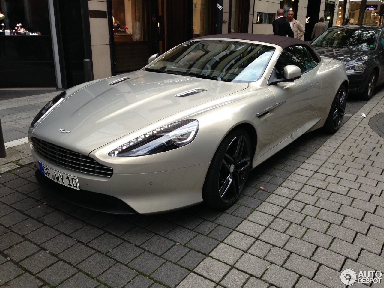 Aston Martin Virage Volante 2011