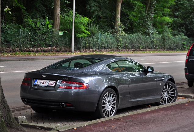 Aston Martin DB9