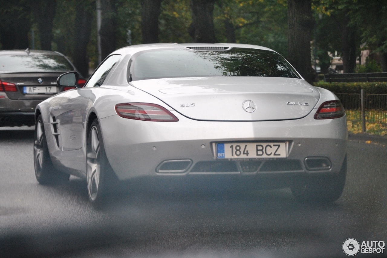 Mercedes-Benz SLS AMG