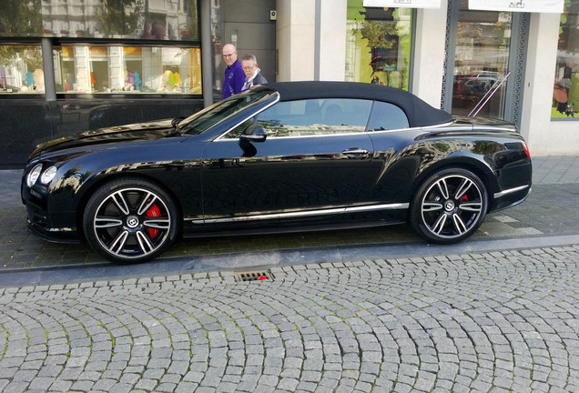 Bentley Continental GTC 2012