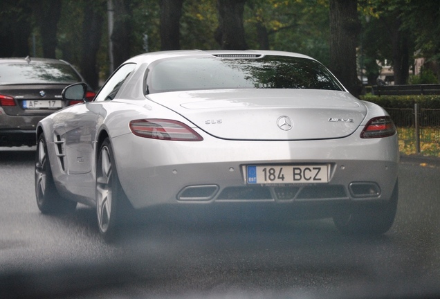 Mercedes-Benz SLS AMG