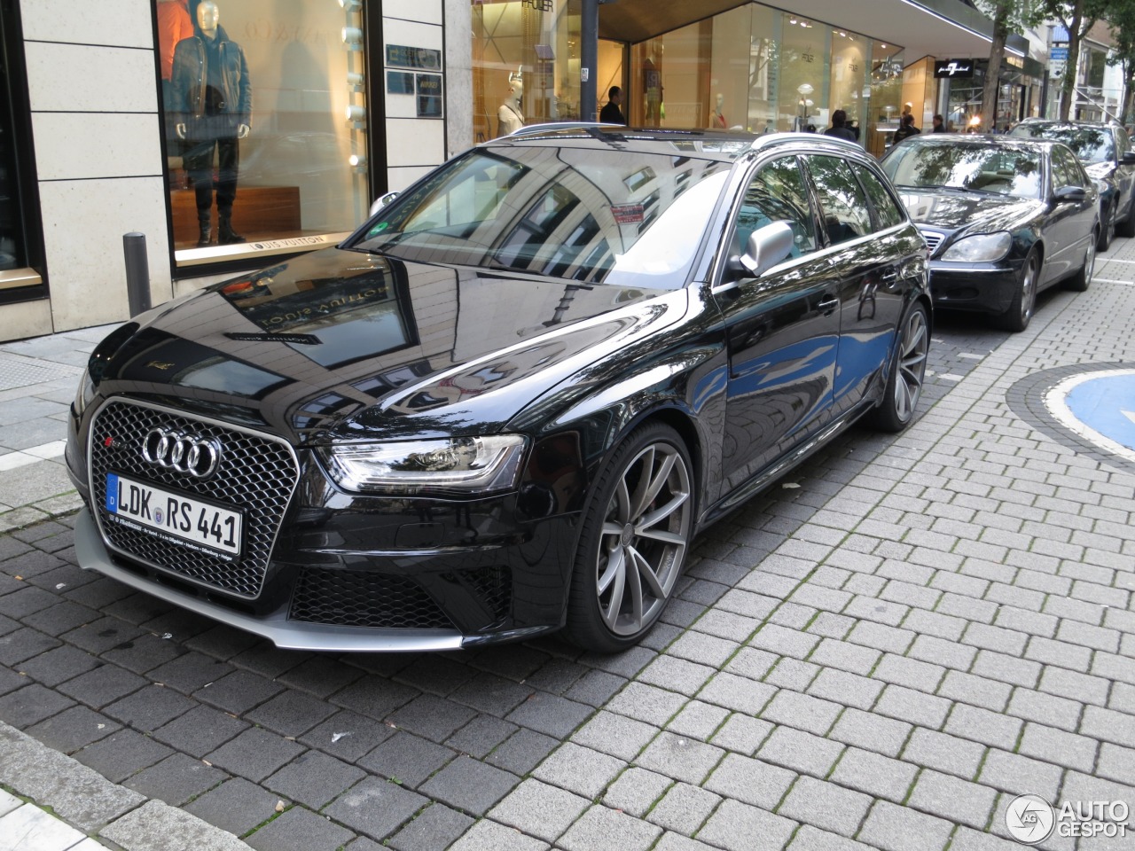 Audi RS4 Avant B8