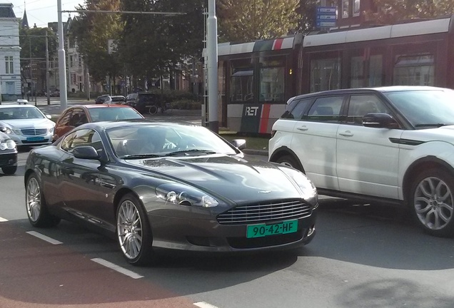 Aston Martin DB9