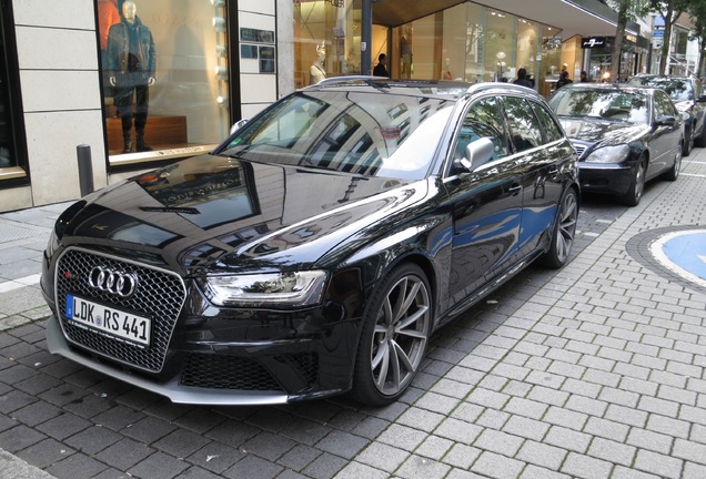 Audi RS4 Avant B8