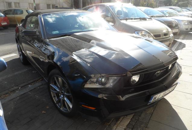 Ford Mustang GT Convertible 2011