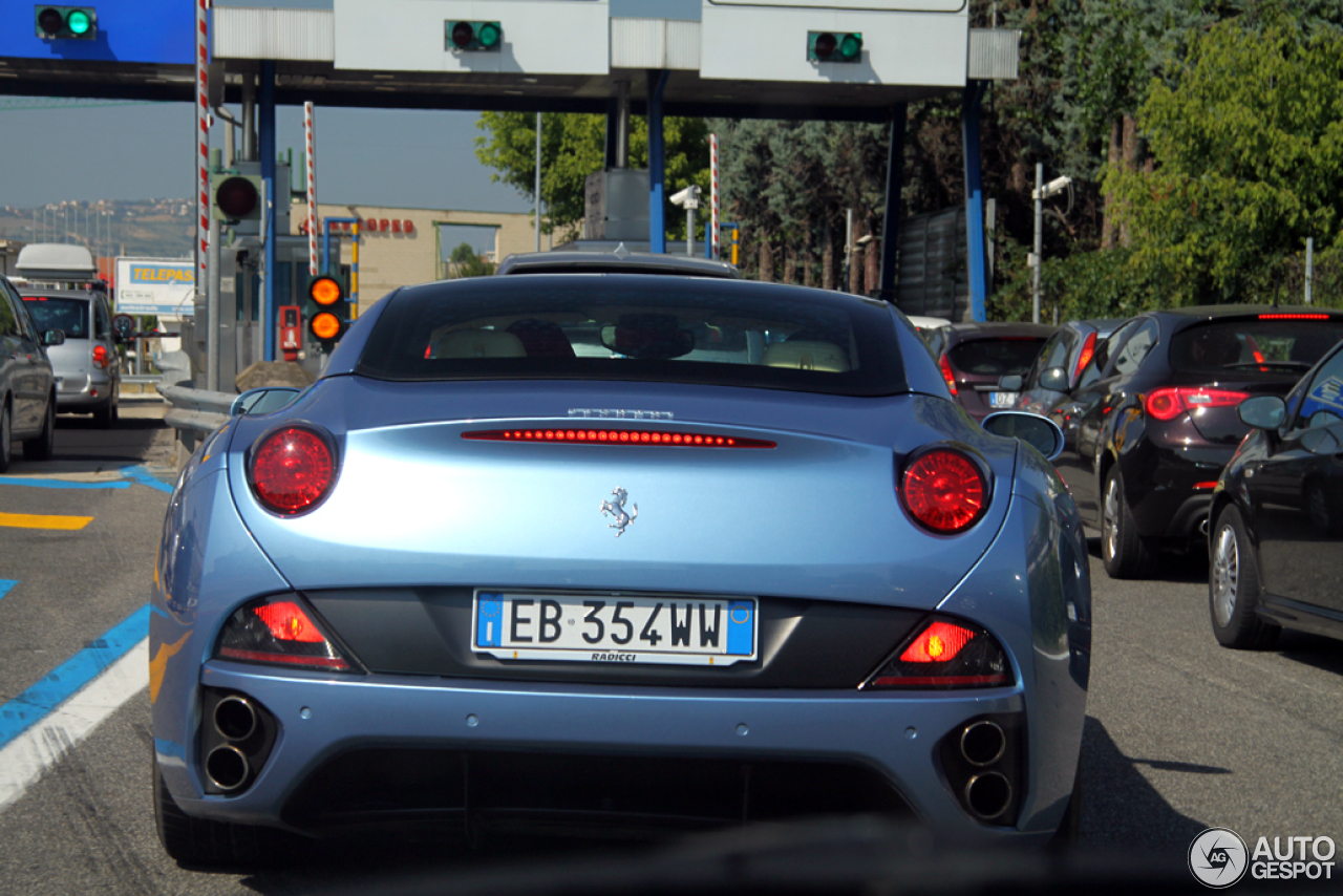 Ferrari California