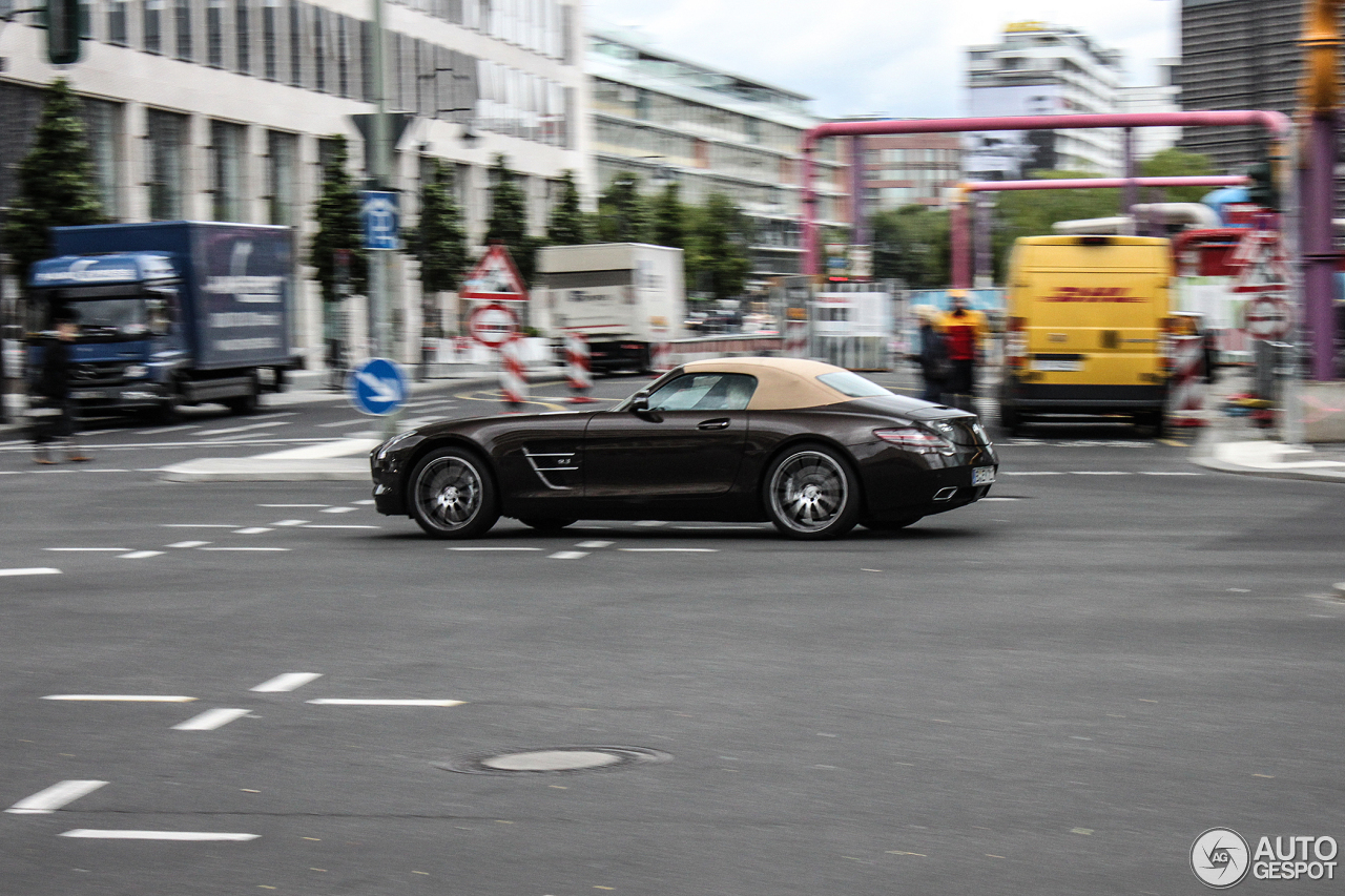 Mercedes-Benz SLS AMG Roadster