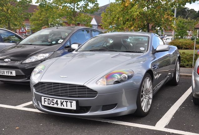 Aston Martin DB9