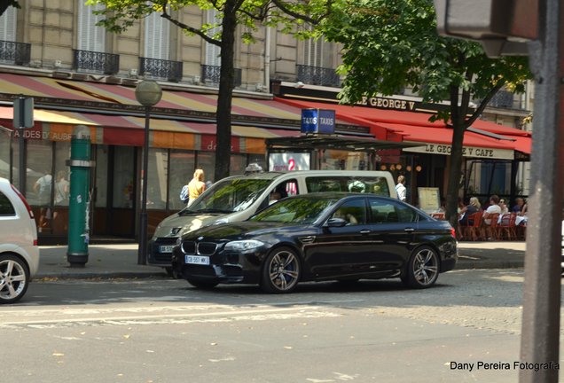 BMW M5 F10 2011