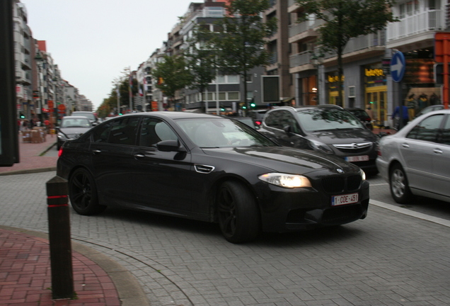 BMW M5 F10 2011