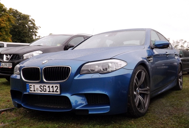 BMW M5 F10 2011