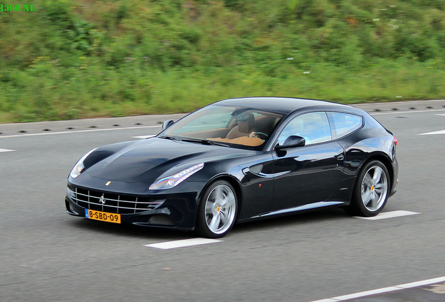 Ferrari FF