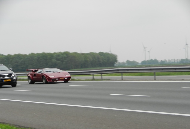 Lamborghini Countach LP500 S