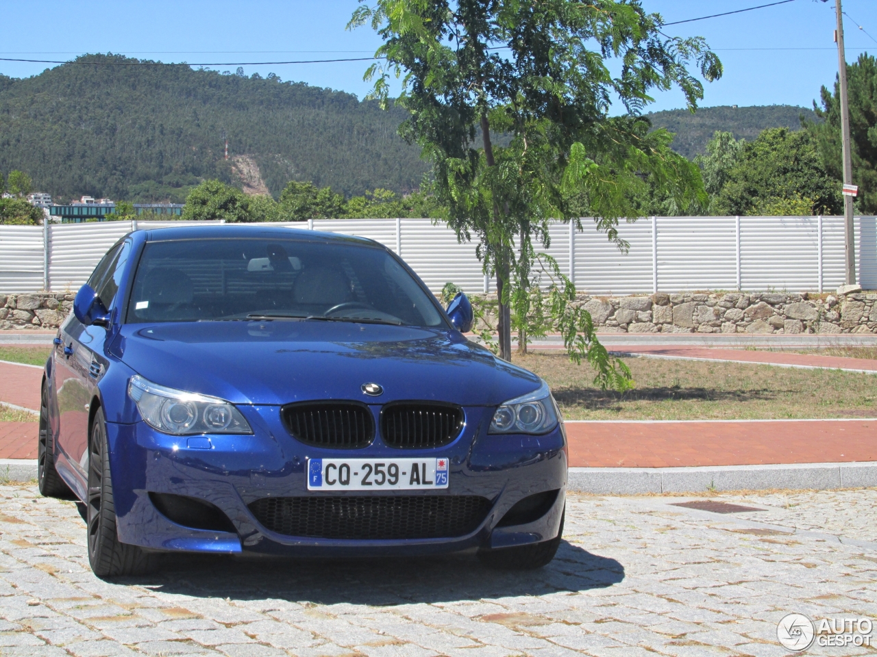 BMW M5 E60 2005