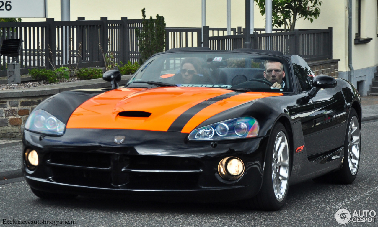 Dodge Viper SRT-10 Roadster 2003