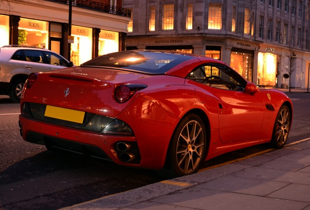 Ferrari California