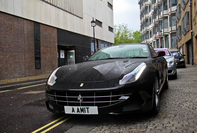 Ferrari FF