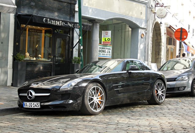 Mercedes-Benz SLS AMG