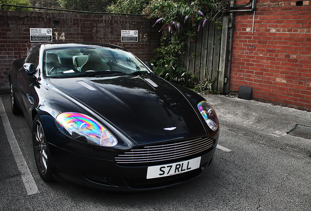 Aston Martin DB9