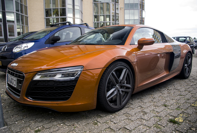 Audi R8 V10 2013