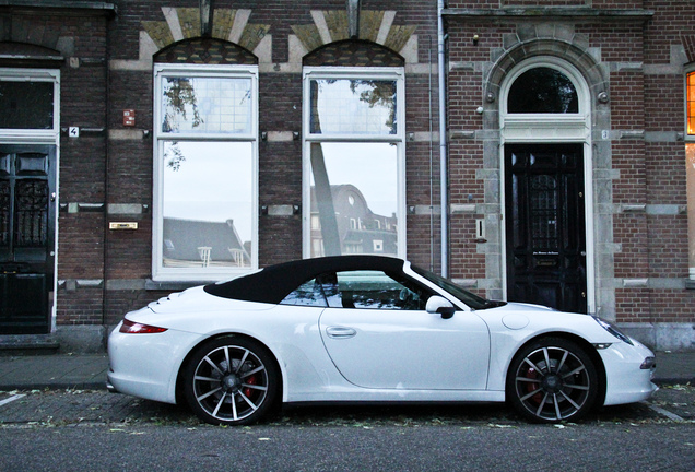 Porsche 991 Carrera 4S Cabriolet MkI