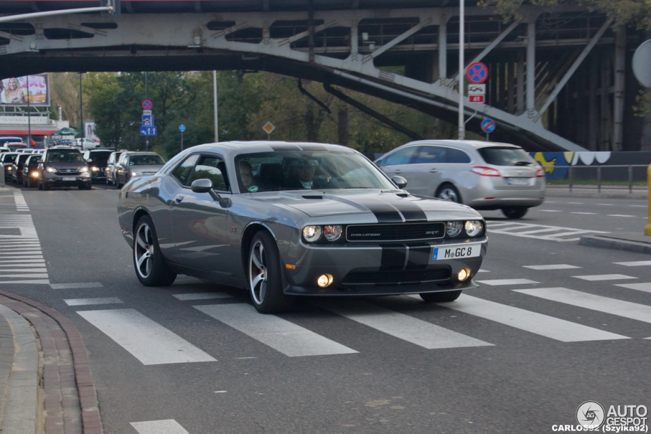 Dodge Challenger SRT-8 392