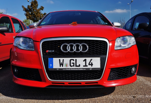 Audi RS4 Avant B7