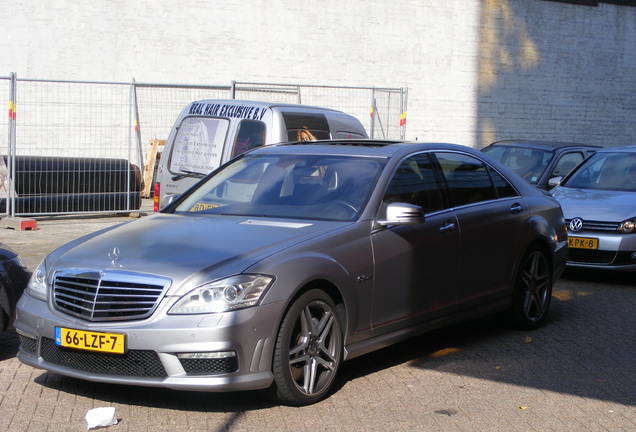 Mercedes-Benz S 63 AMG W221 2010