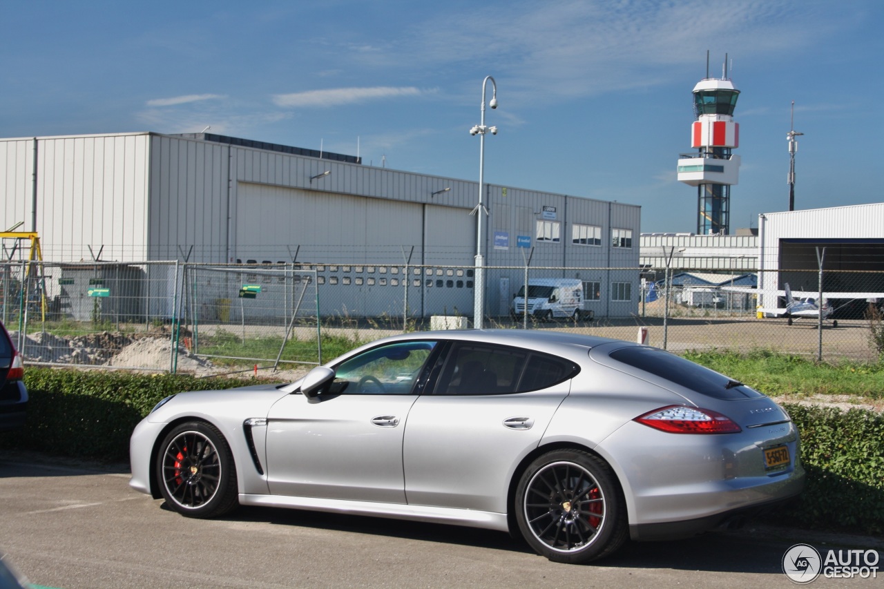 Porsche 970 Panamera GTS MkI