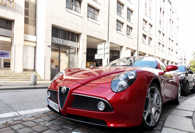 Alfa Romeo 8C Competizione