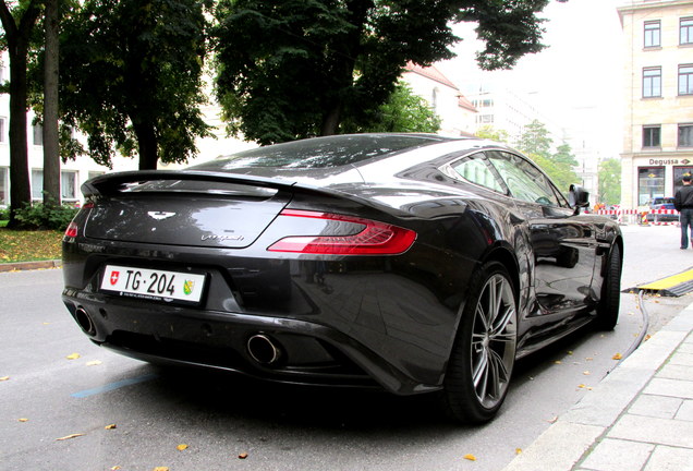 Aston Martin Vanquish 2013