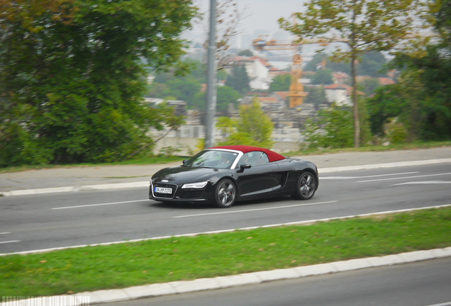 Audi R8 V8 Spyder 2013