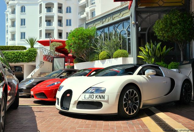 Bugatti Veyron 16.4 Grand Sport Sang Blanc