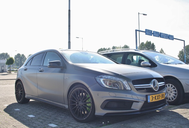 Mercedes-Benz A 45 AMG