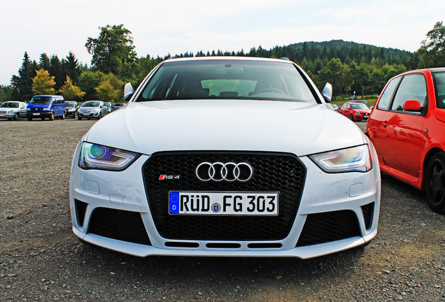 Audi RS4 Avant B8