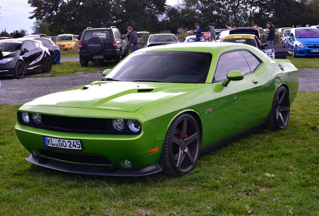 Dodge Challenger SRT-8 392