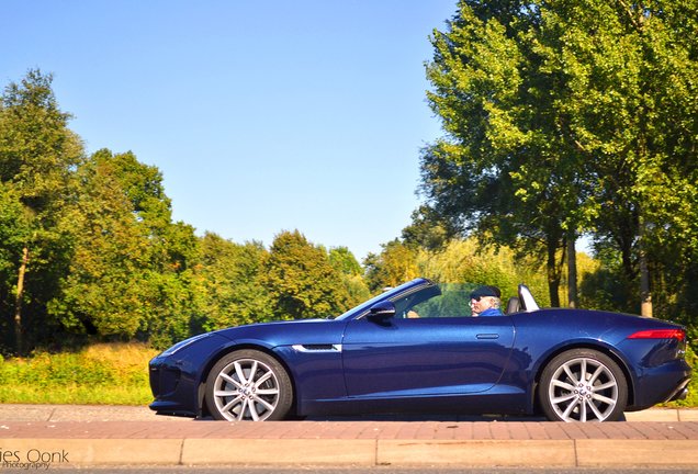 Jaguar F-TYPE S Convertible