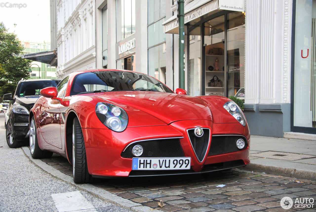 Alfa Romeo 8C Competizione