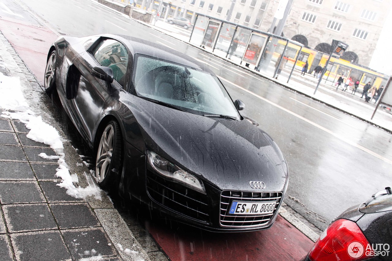 Audi R8 V10