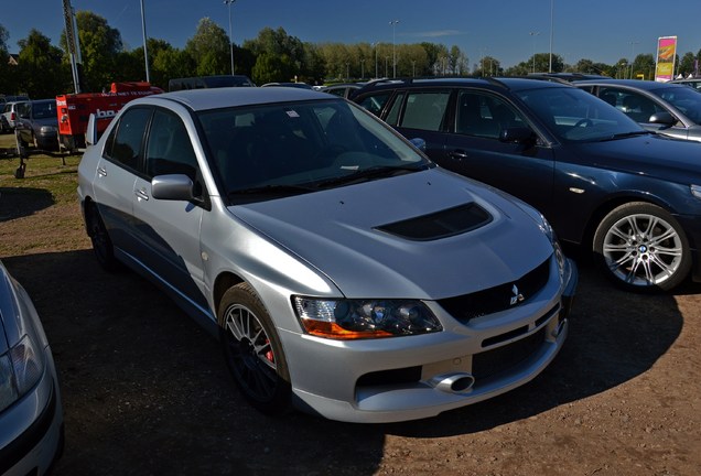 Mitsubishi Lancer Evolution IX