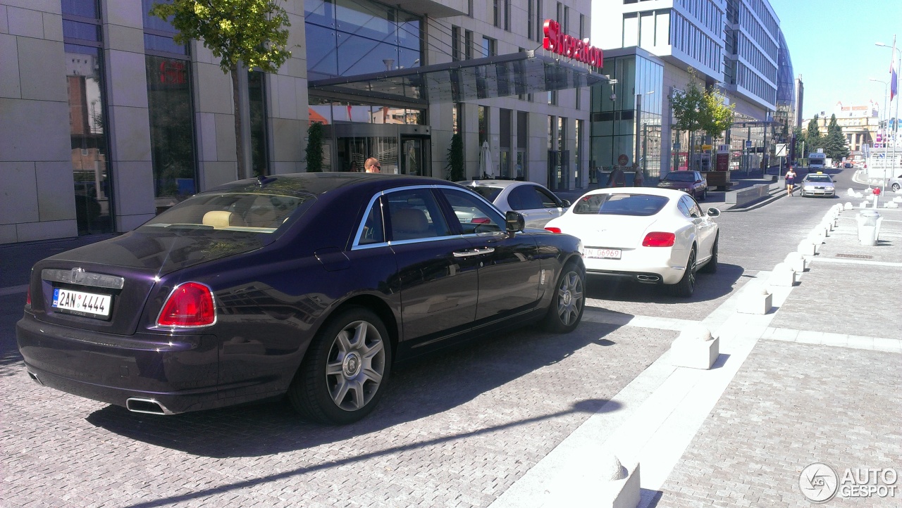 Bentley Continental GT V8