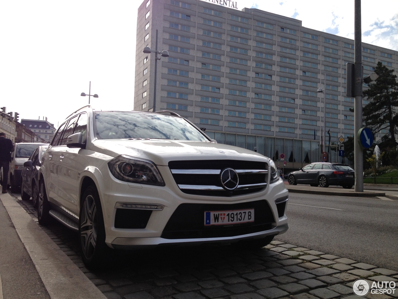 Mercedes-Benz GL 63 AMG X166