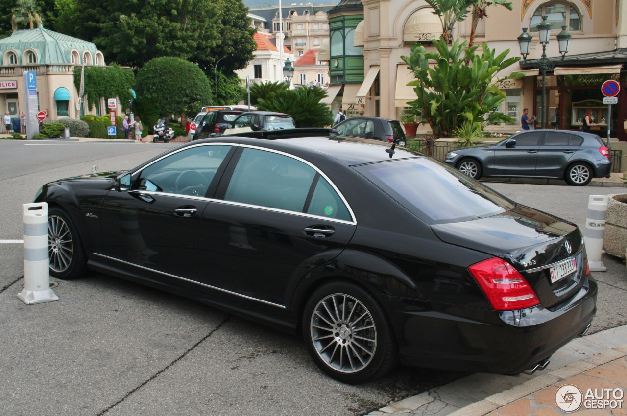 Mercedes-Benz S 63 AMG W221 2010