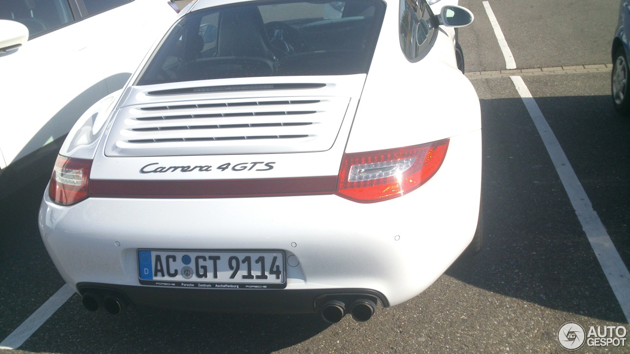 Porsche 997 Carrera 4 GTS