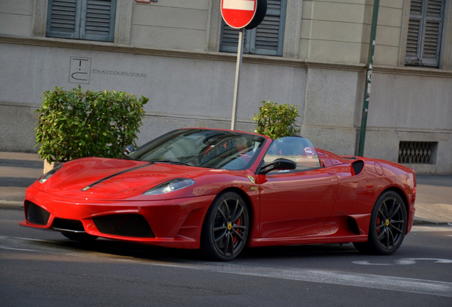 Ferrari Scuderia Spider 16M