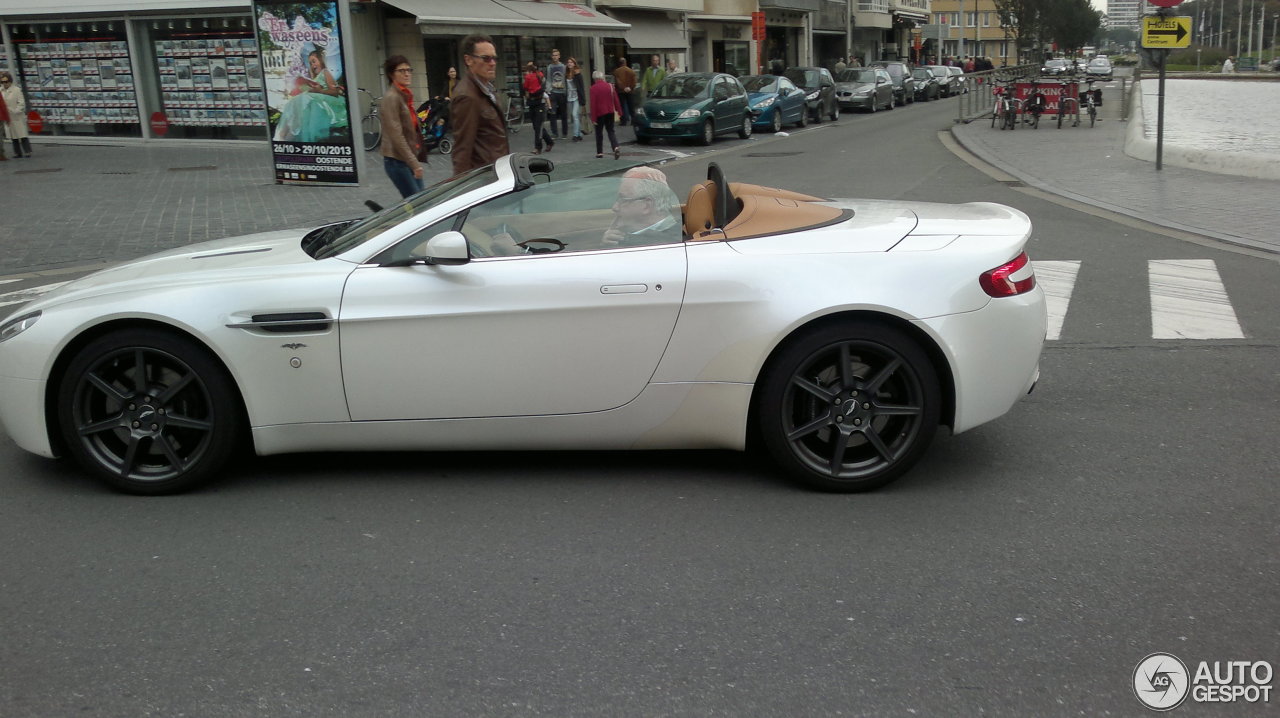 Aston Martin V8 Vantage Roadster