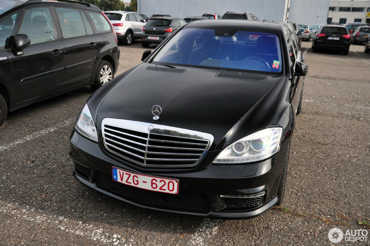 Mercedes-Benz S 63 AMG W221 2010