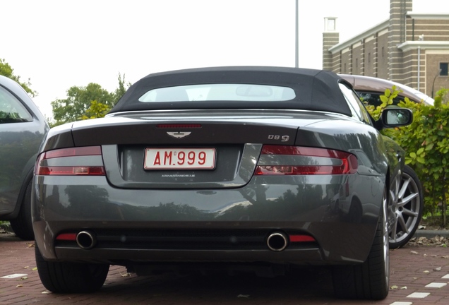 Aston Martin DB9 Volante